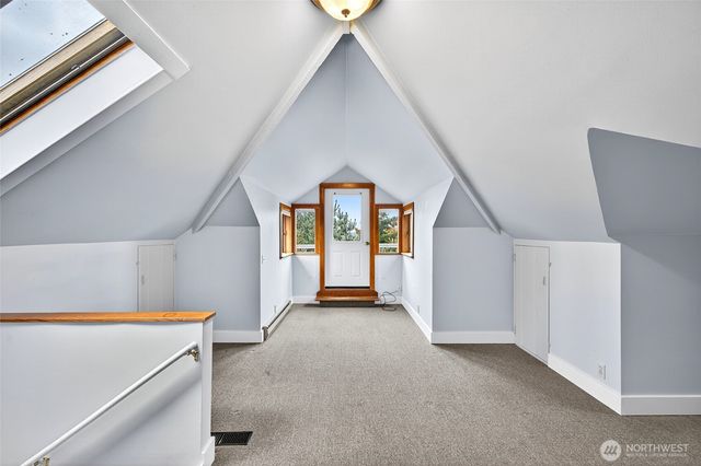 132 30th Avenue, Seattle, WA 98122