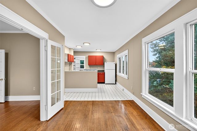 132 30th Avenue, Seattle, WA 98122