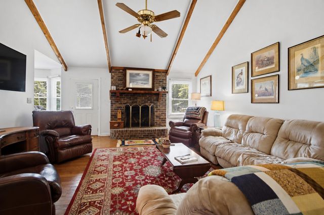2039 Bentz Road, Wadmalaw Island, SC 29487