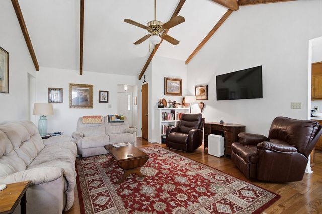 2039 Bentz Road, Wadmalaw Island, SC 29487