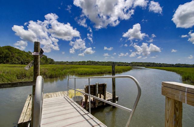 2039 Bentz Road, Wadmalaw Island, SC 29487