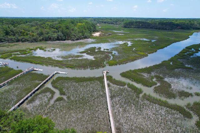 2039 Bentz Road, Wadmalaw Island, SC 29487