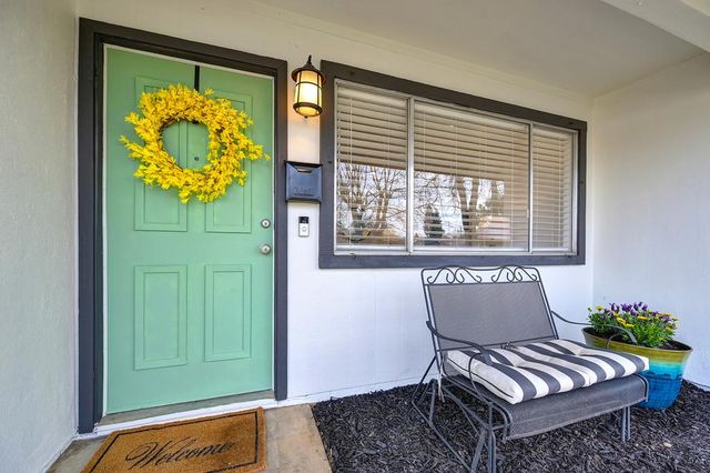 9757 Beachwood Dr, Orangevale, CA 95662