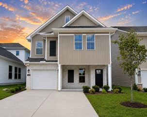 110 Florence Cove, Burns, TN 37029