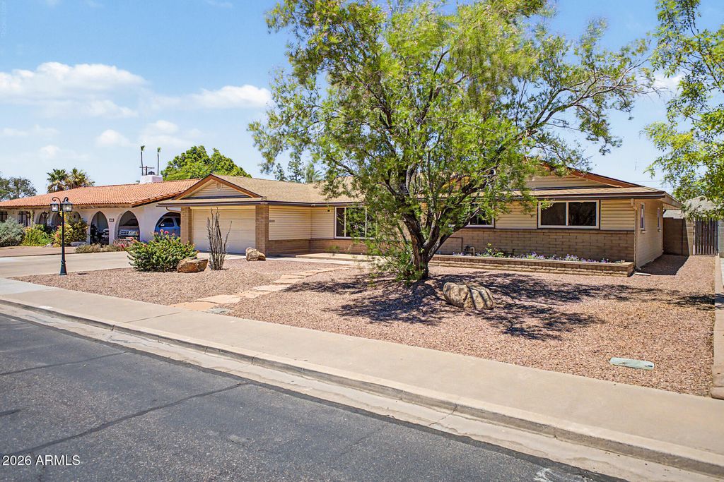 1256 W DEVONSHIRE Street, Mesa, AZ 85201 — photo 4