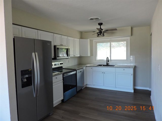 3802 NW Columbia Ave, Lawton, OK 73505