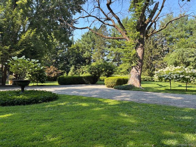 2461 Salt Point Turnpike, Clinton Corners, NY 12514