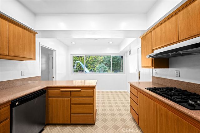 1319 Via Del Rey, South Pasadena, CA 91030