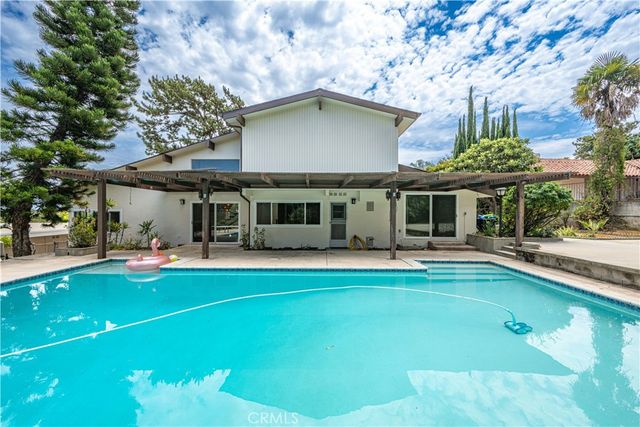 1319 Via Del Rey, South Pasadena, CA 91030