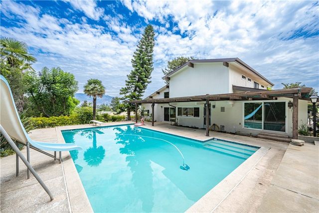 1319 Via Del Rey, South Pasadena, CA 91030