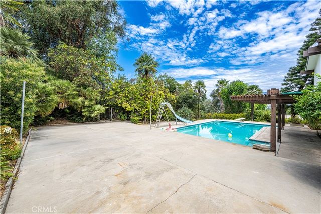 1319 Via Del Rey, South Pasadena, CA 91030