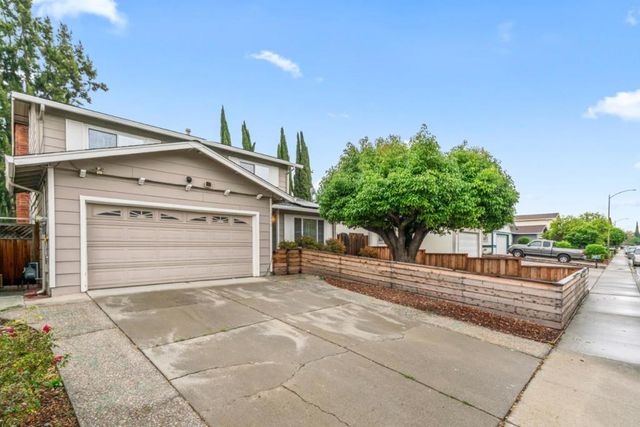 2456 Kenoga Drive, San Jose, CA 95121