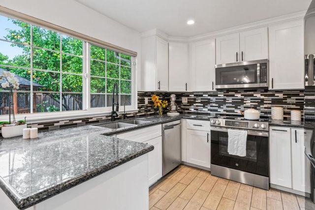 2456 Kenoga Drive, San Jose, CA 95121