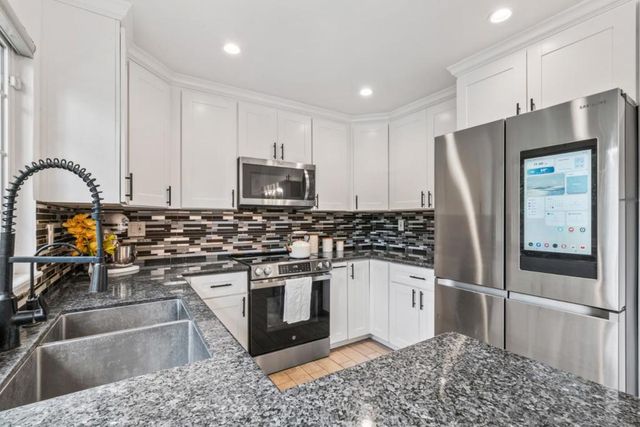 2456 Kenoga Drive, San Jose, CA 95121