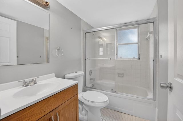 14701 Cumberland Drive 2080, Delray Beach, FL 33446