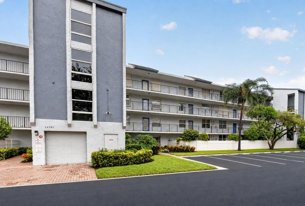 14701 Cumberland Drive 2080, Delray Beach, FL 33446