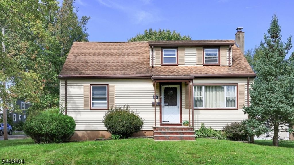 212 Stoughton Ave, Cranford Twp., NJ 07016 — exterior