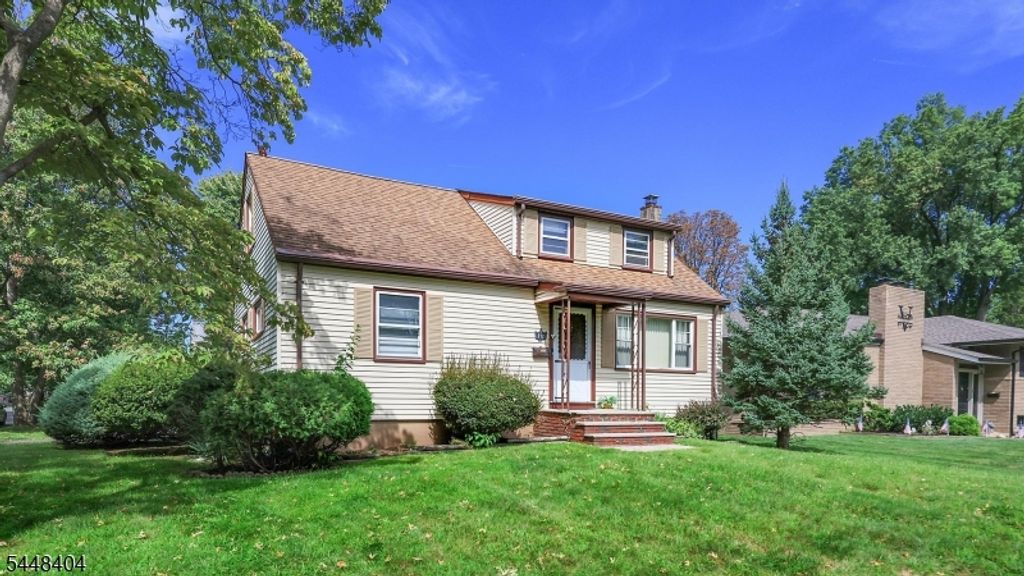 212 Stoughton Ave, Cranford Twp., NJ 07016 — photo 2