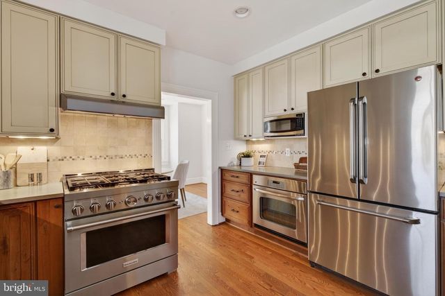 2307 N WAKEFIELD ST, Arlington, VA 22207