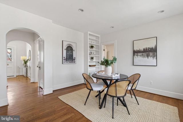 2307 N WAKEFIELD ST, Arlington, VA 22207