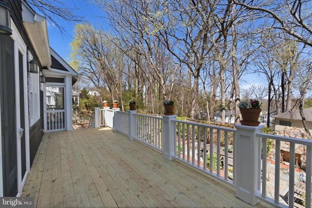 2307 N WAKEFIELD ST, Arlington, VA 22207