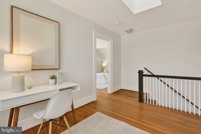 2307 N WAKEFIELD ST, Arlington, VA 22207