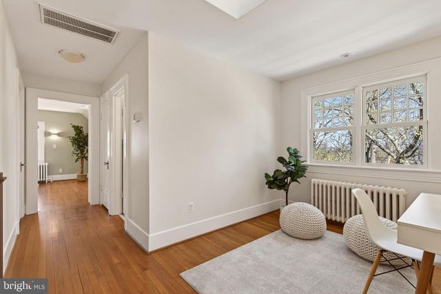 2307 N WAKEFIELD ST, Arlington, VA 22207