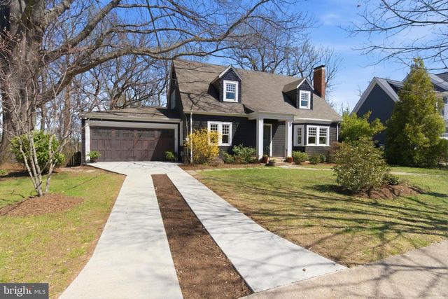 2307 N WAKEFIELD ST, Arlington, VA 22207