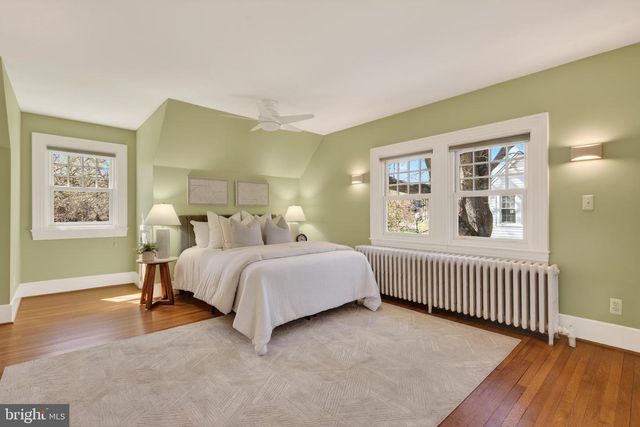 2307 N WAKEFIELD ST, Arlington, VA 22207