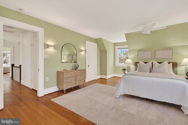 2307 N WAKEFIELD ST, Arlington, VA 22207