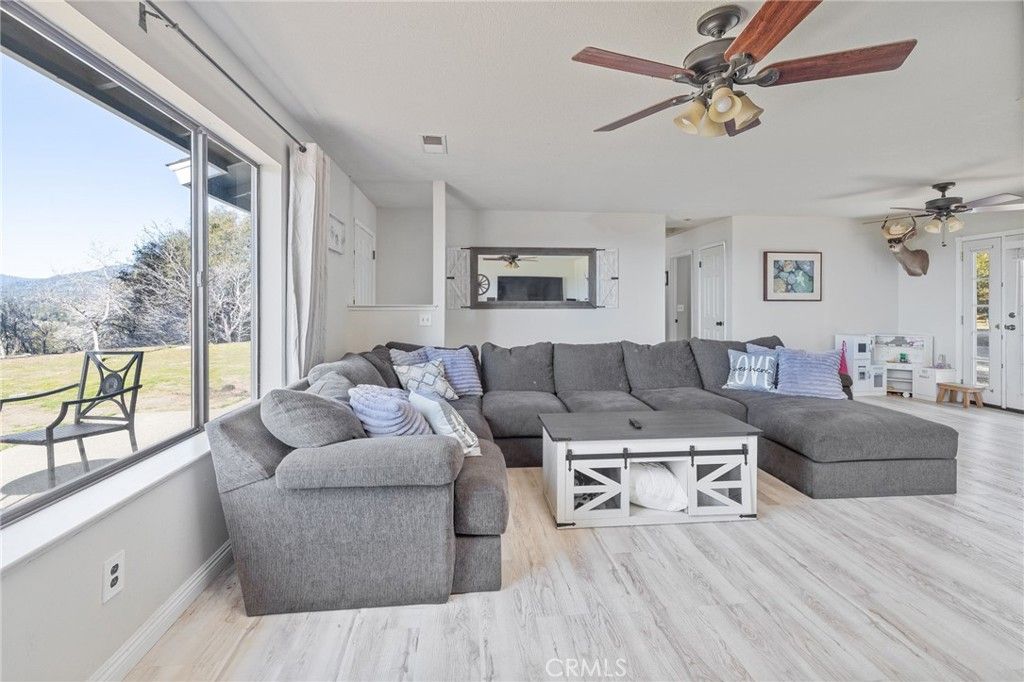 Image 12 of property listing at 33030 Road 233, North Fork, CA 93643