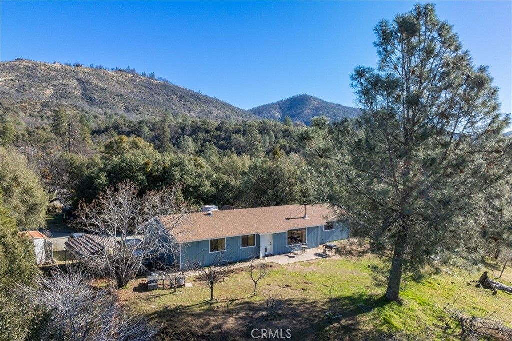 Image 28 of property listing at 33030 Road 233, North Fork, CA 93643
