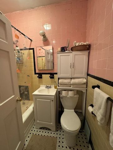 47 Revere St 7, Boston, MA 02114