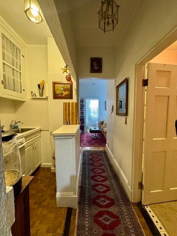 47 Revere St 7, Boston, MA 02114