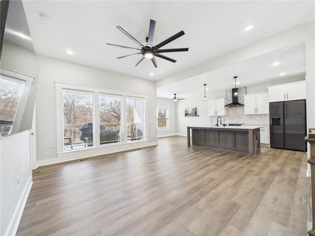 110 Newberry Court, Knob Noster, MO 65336