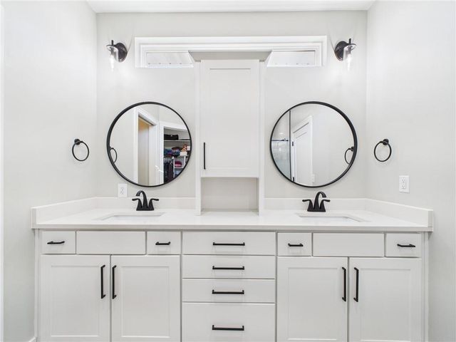 110 Newberry Court, Knob Noster, MO 65336