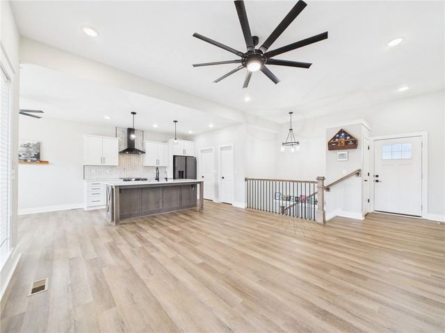 110 Newberry Court, Knob Noster, MO 65336