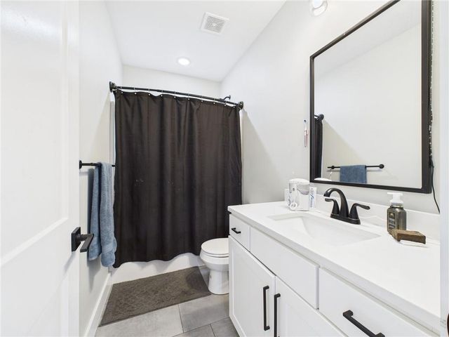 110 Newberry Court, Knob Noster, MO 65336