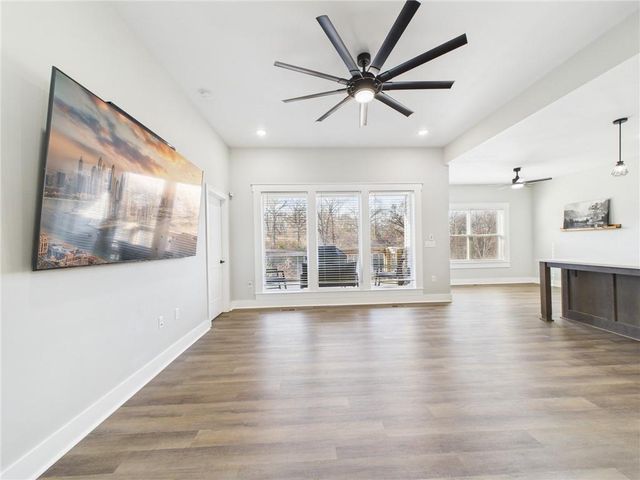 110 Newberry Court, Knob Noster, MO 65336