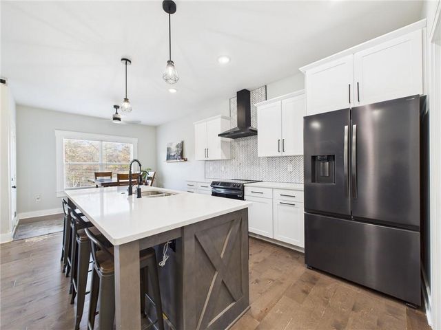 110 Newberry Court, Knob Noster, MO 65336