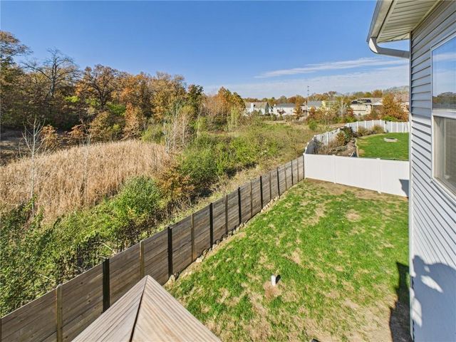 110 Newberry Court, Knob Noster, MO 65336