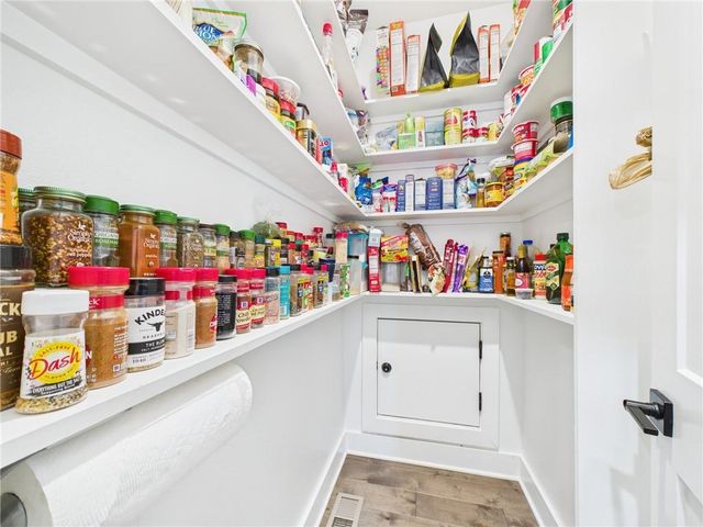 110 Newberry Court, Knob Noster, MO 65336