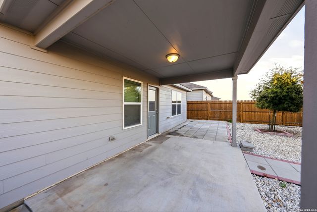 3011 Pacific Coast, Converse, TX 78109