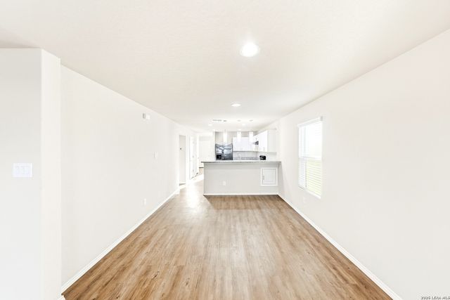 3011 Pacific Coast, Converse, TX 78109