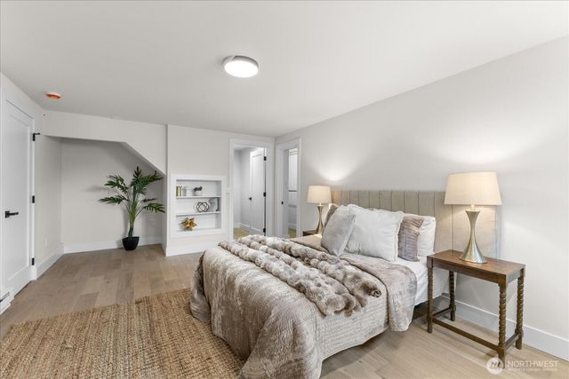 3254 NW Market Street, Seattle, WA 98107