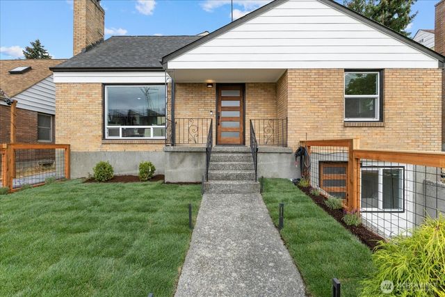 3254 NW Market Street, Seattle, WA 98107