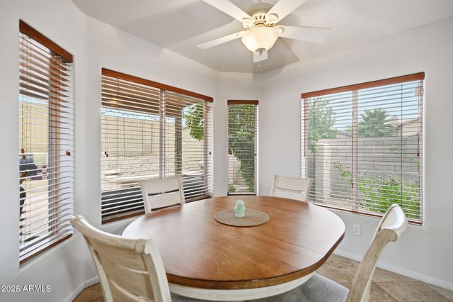 2748 E VERBENA Drive, Phoenix, AZ 85048