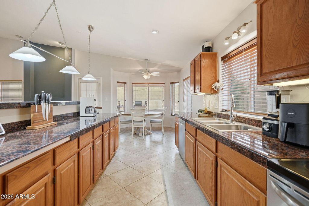 2748 E VERBENA Drive, Phoenix, AZ 85048 — photo 3