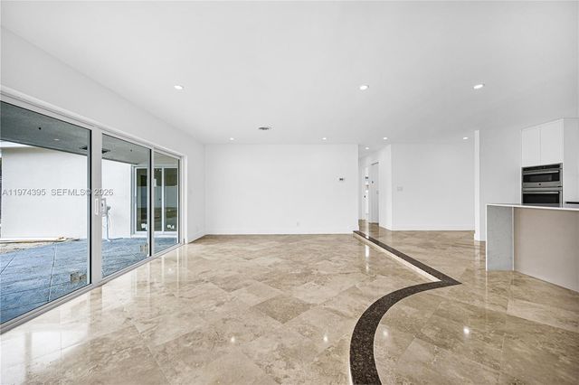 5510 NE 18th Avenue, Fort Lauderdale, FL 33334