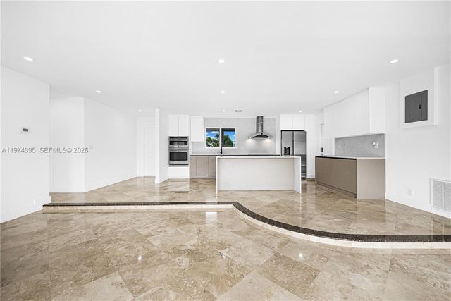 5510 NE 18th Avenue, Fort Lauderdale, FL 33334